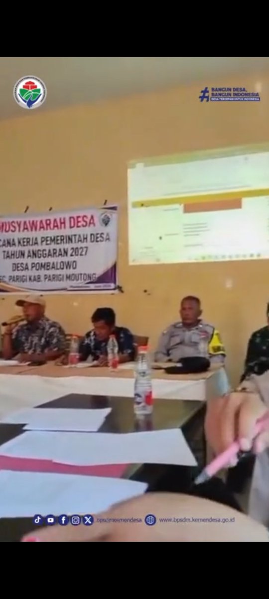 junieko75's tweet photo. Desa Pombalowo, Parigi, Moutong, Sulawesi Tengah telah melaksanakan Musdes RKPDes. Perencanaan yang memuat program strategis . 
@YandriSusanto
@ARizaPatria
@KemensetnegRI
#KementerianDesaPDT
#BPSDMKementerianDesaPDT
#TPPFasilitasiMusdesRKPDesa
#KerjaPendampingDesaBerdampak https://t.co/VAWGTK0FH0