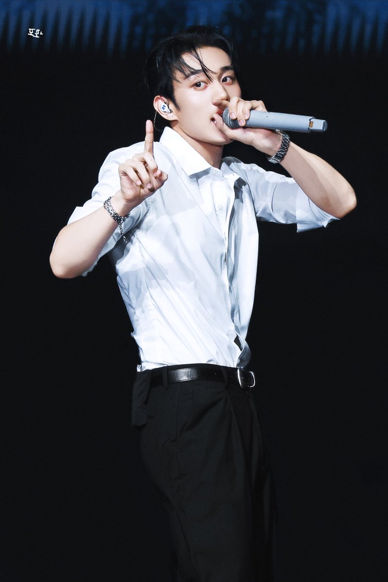 kyopopo_ht's tweet photo. 260712 FM

왜 이렇게 잘생겼어?!
#인탁 #INTAK https://t.co/TtZoufKKdV