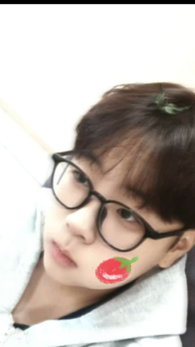 only_vian_'s tweet photo. 토마토로 맛있는 거 만드는 사람 좋아요 https://t.co/DBLj0giSOi