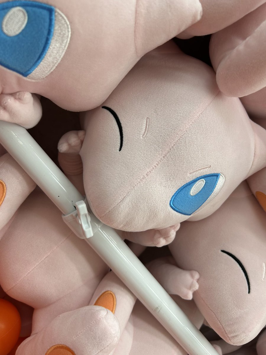 otachu_hitachi's tweet photo. 景品入荷情報⚡️

ポケットモンスター 
めちゃもふぐっとぬいぐるみ
～ミュウ～にっこりver.

入荷しました✌️ https://t.co/xPBoZ3eMv6