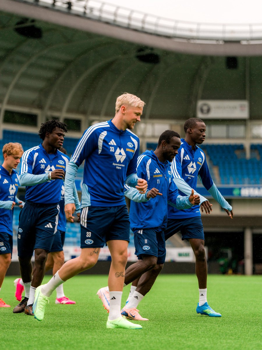 DagaDanielDDD's tweet photo. God over all 💯
UTKG📌💙

#training https://t.co/QzkZPe3q46