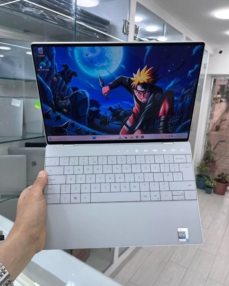Pallavi_345's tweet photo. Why does a Windows laptop feel slower than a MacBook.. 

even when both have the same RAM https://t.co/hoH3QpCFAy