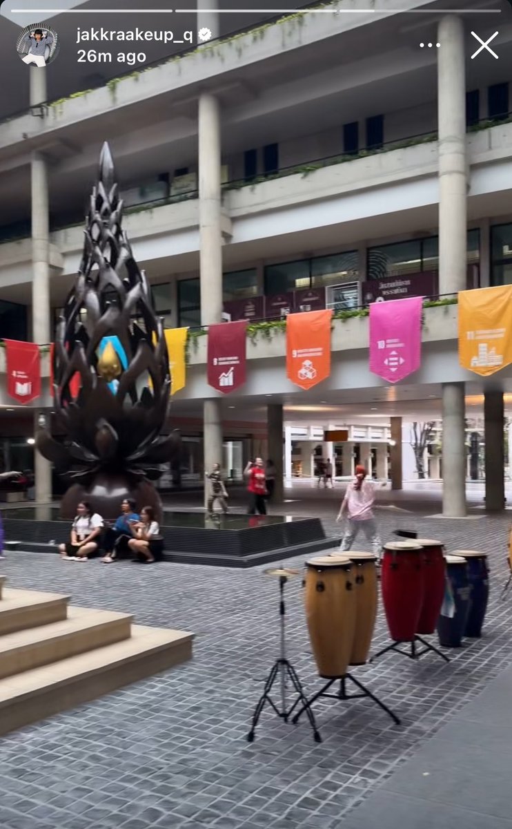 harxeuphoria's tweet photo. p’ko and p’jak at mahidol today? william was spotted there a few days ago too. what are they cooking? 👀 https://t.co/KFbxJCt9Wx