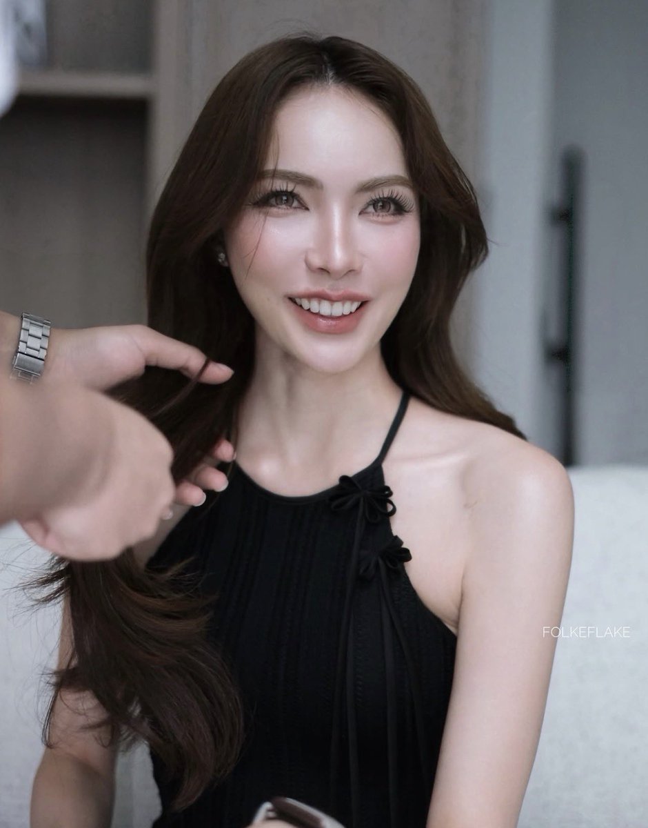 littleprince_21's tweet photo. คิดถึงจังคนสวย 🐰✨

#ชาล็อตออสติน #CharlotteAustin https://t.co/6WwTf1cG03