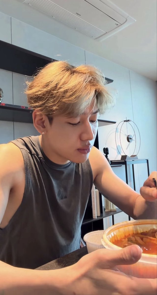 bambambase7's tweet photo. 💞 

Instagram 📸 bambam1a

#BamBam https://t.co/kLjmxgIi0L