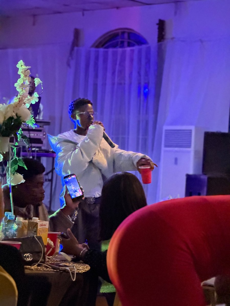 Thekidd3us's tweet photo. Flashbacks of last Saturday ✨
#D3US https://t.co/j8vWgrN3Rg