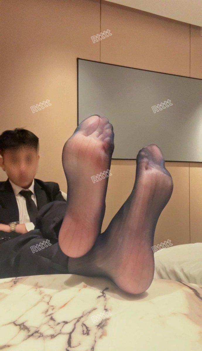 Rtttt441358's tweet photo. #正装 #正装1m #正装皮鞋 #皮鞋丝袜 #正装0s https://t.co/RWVrlgO9aV
