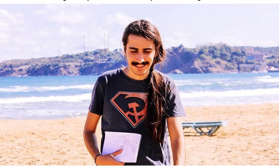 EceYol's tweet photo. "... 
Bulut mu olsam, 
gemi mi yoksa?
Balık mı olsam, 
yosun mu yoksa?.. 
Ne o, ne o, ne o. 
Deniz olunmalı, oğlum, bulutuyla, gemisiyle, balığıyla, yosunuyla"  
Nazım H.

#DenizGöktaşSerbestBırakılsın https://t.co/KQDRmjrR8A