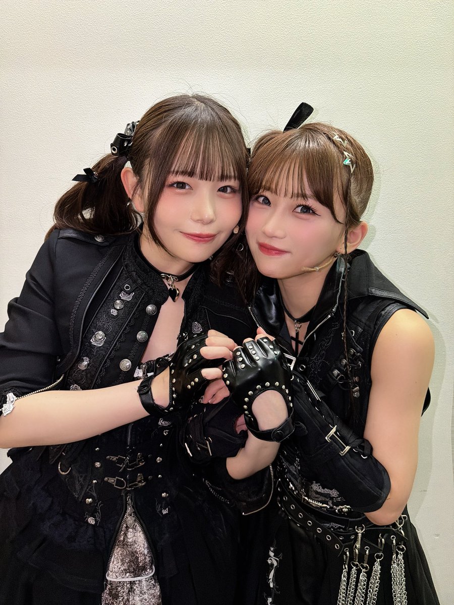 saori_otaki's tweet photo. ⛲️出演のお知らせ📢

8/30(日) #ブタイウラ放送局
ゲストはなんと！
こひちゃんが来てくれます🍊

1時間の生放送(観覧席あり)+
私とまりやんは特典会あります🗣️

こひちゃん会えるの嬉しいね〜☺︎ https://t.co/RUbMbg6xzT