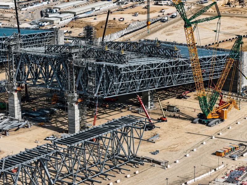 first_1ine's tweet photo. 🏗️ الأعمال في أخطر وأسرع حلبة فورملا بالعالم بـ مدينة القدية 🇸🇦🏎️ . https://t.co/FVwe9nY542