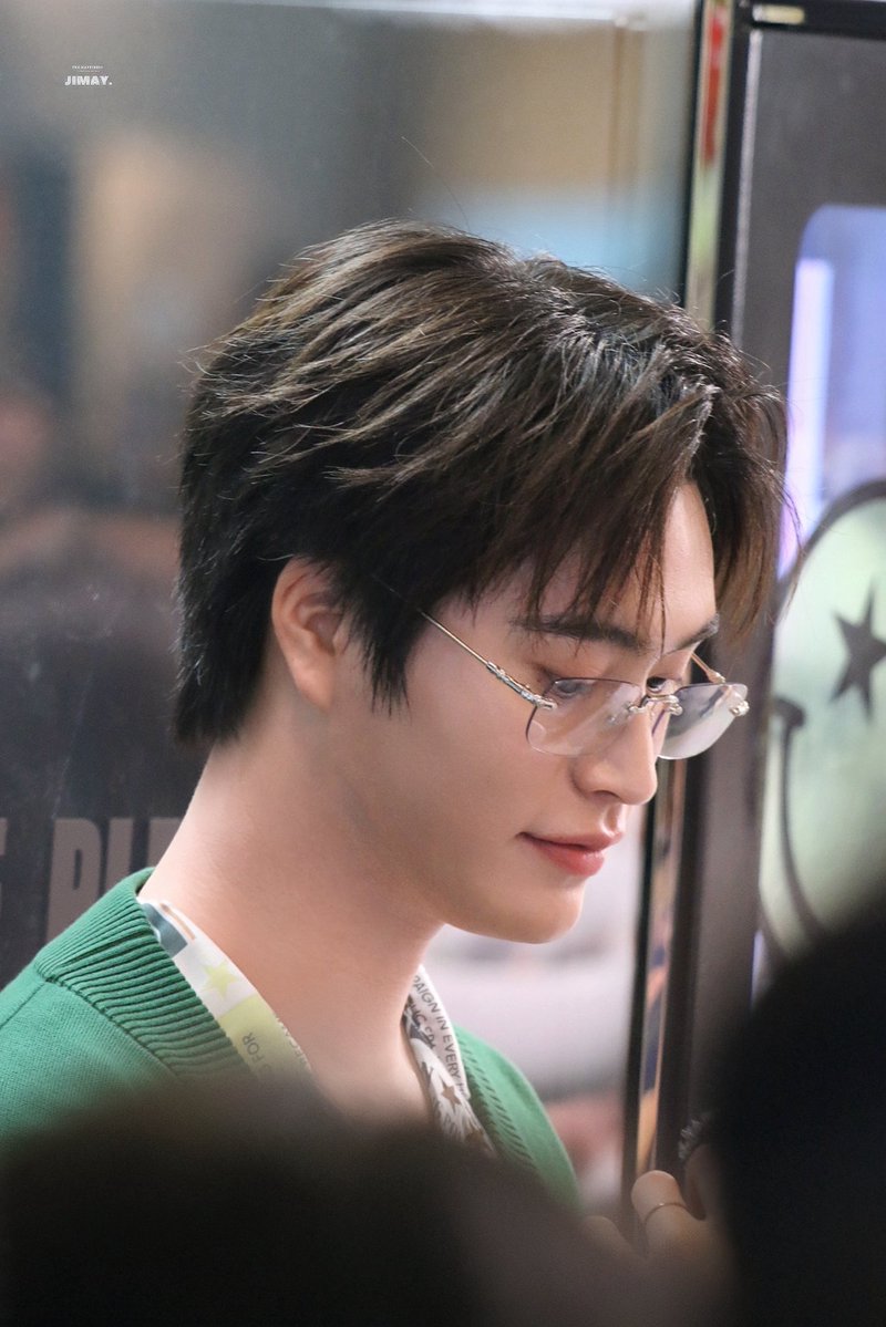 mayamitaaa's tweet photo. บรรยายความหล่อไม่หมด 🥹🥹

GEMINI AT SLEEPING CLOUD SIAM CENTER
#GeminixSleepingcloudSiamCenter
#Gemini_NT https://t.co/7O0K5xEvls