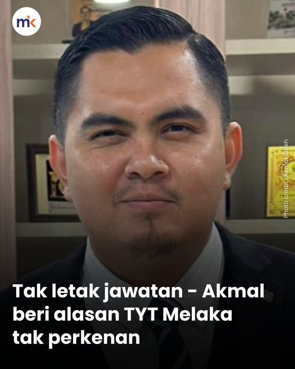 DeathtoKoruptor's tweet photo. Rafizi pun PM tak setuju dah suruh stay sebagai Menteri Economi, tapi dia tinggalkan juga jawatan..

Nga Kor Ming tak letak lagi jawatan mgkn nenek dia tak perkenan..😂

Sekadar alasan jer la kau Mal.
Jenis lembik mcm ni mana boleh hidup tanpa jawatan.. https://t.co/wKPGQP39xJ