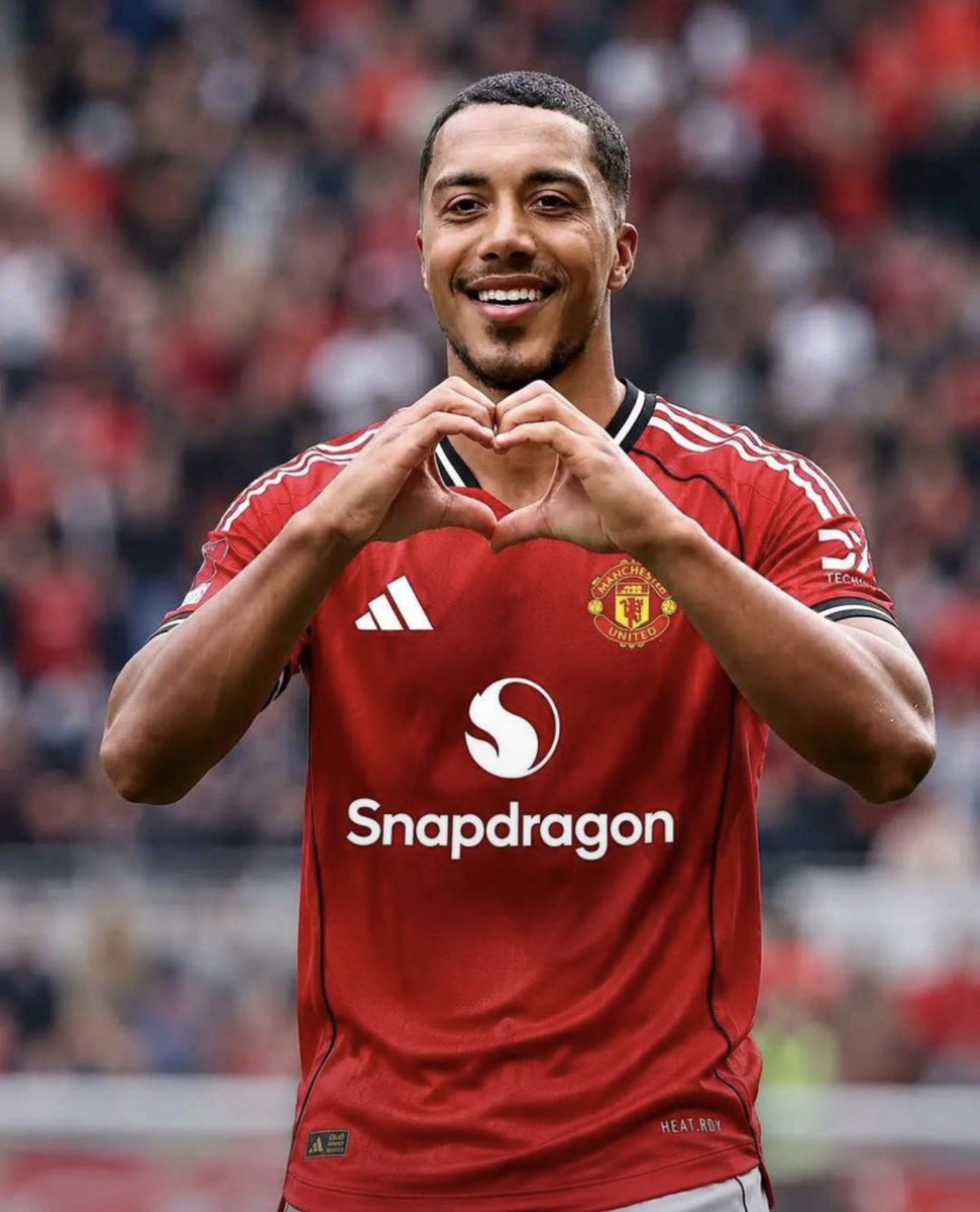BrainardScoles's tweet photo. ✅️OFFICIAL: All the Completed "HERE WE GO" Transfers so far this season

🏴󠁧󠁢󠁥󠁮󠁧󠁿 Anthony Gordon — Barca €80m
🇵🇹 Geovany Quenda — Chelsea £43m
🇵🇹Bernardo Silva — Real Madrid Free
🇵🇹 Mateus Fernandes —Tottenham £70m
🇩🇪 Karim Adeyemi— Barcelona £22m
🇧🇪 Youri Tielemans— Manchester… Love