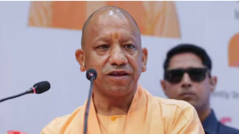 OpIndia_in's tweet photo. SIT जाँच, 8 गिरफ्तारी, नैतिक आधार पर इस्तीफे…:

राम मंदिर चढ़ावा मामले में एक्शन गिनाकर CM योगी ने विपक्ष को घेरा

https://t.co/NBgbSNE4l7

कहा- अयोध्या को बदनाम करना बंद करें https://t.co/zGe2e1oGyY
