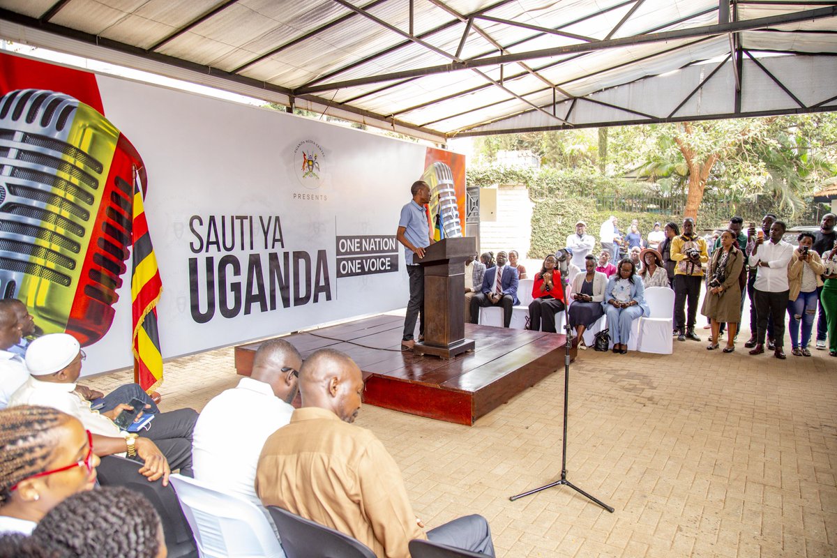 tbonnita's tweet photo. Happening Now:

📍Uganda Media Center 

Launch of Union Sanitary Pads, @UnionTransportA and The Mental Health Awareness Initiative have unveiled the “1 Million Pads for 1 Million Girls” campaign.

One goal:
No girl should ever miss school because of her period.

#KeepAGirlInSchool #UnionSanitaryPads #KiliClear #1Pack1Girl1Year