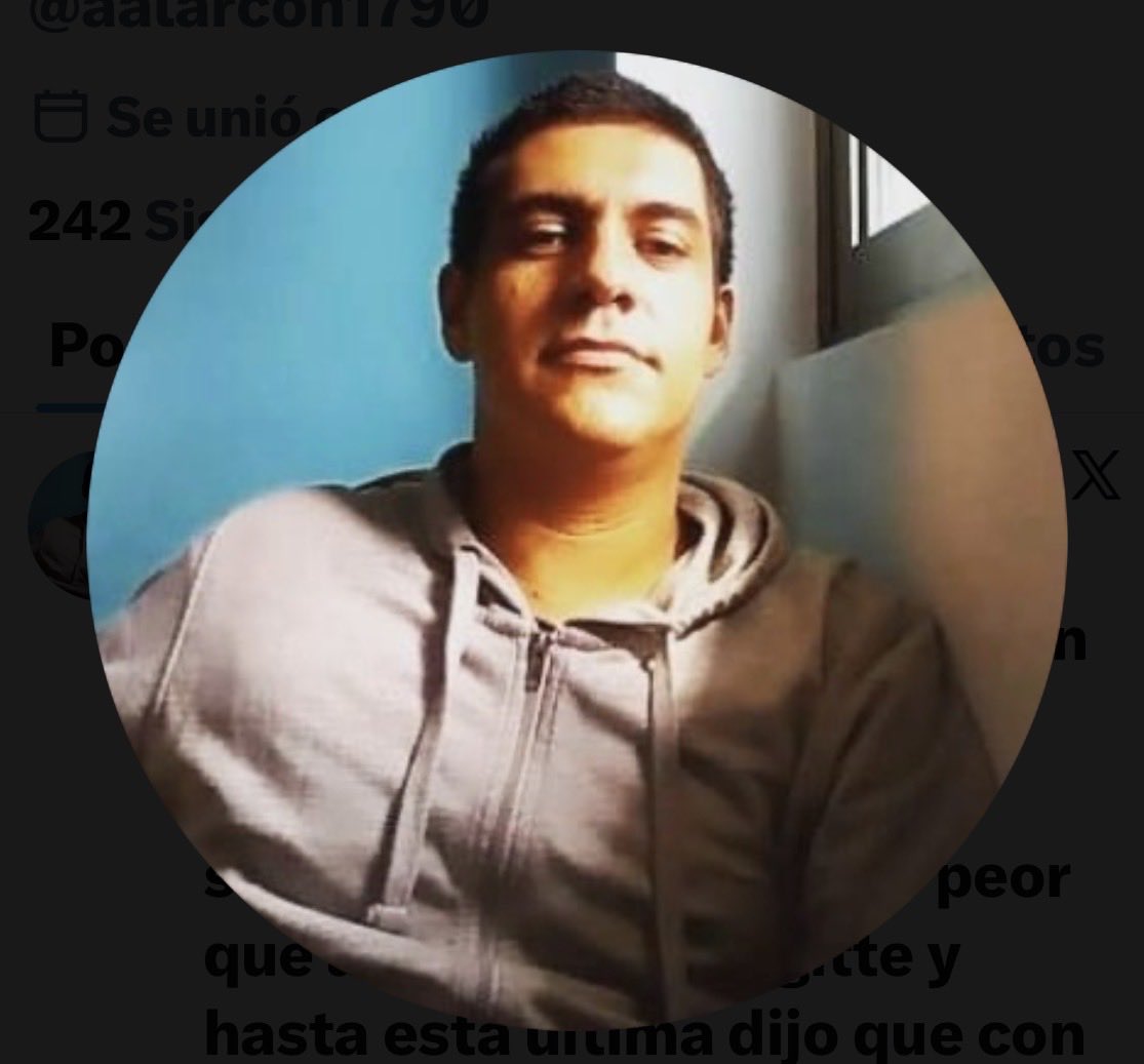 macarena_1122's tweet photo. @aalarcon1790 @GalaMontes2 Jajajajajajaajajajajaja este que? https://t.co/dBj3gg6IhD