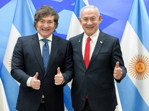 DonaldClark's tweet photo. @BORAHAEAMl You slaughtered 30000 of your own young people, welcomes the Nazis after the war and support the genocide in Gaza.... now you're up Trump's ass. https://t.co/e97KymbOq3