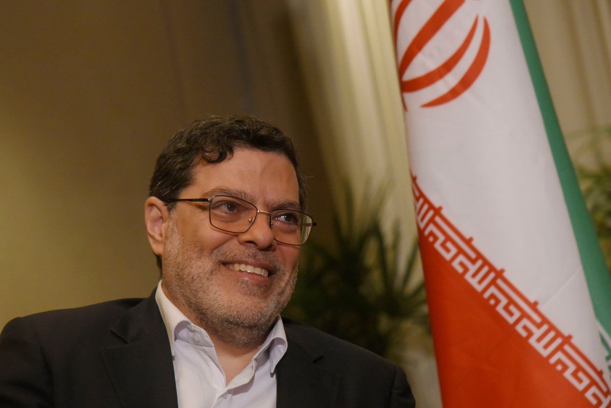 SprinterPress's tweet photo. Professor Marandi: "The United States is preparing a ground invasion with the help of one Arab regime. Iran is calmly preparing for a major war. If this country is attacked, that Arab country will cease to exist." https://t.co/tnzuvD7L3s