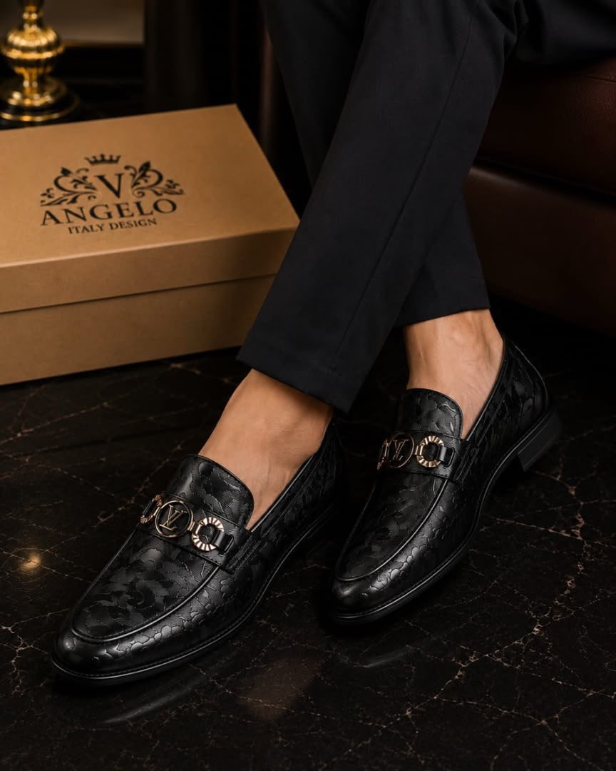 Munchplus_NG's tweet photo. NEW ARRIVALS 

 ANGELO SHOE 👞 

Size: 40 To 45 ✅

Price: 24,000 Each https://t.co/iiu3TCJVd6
