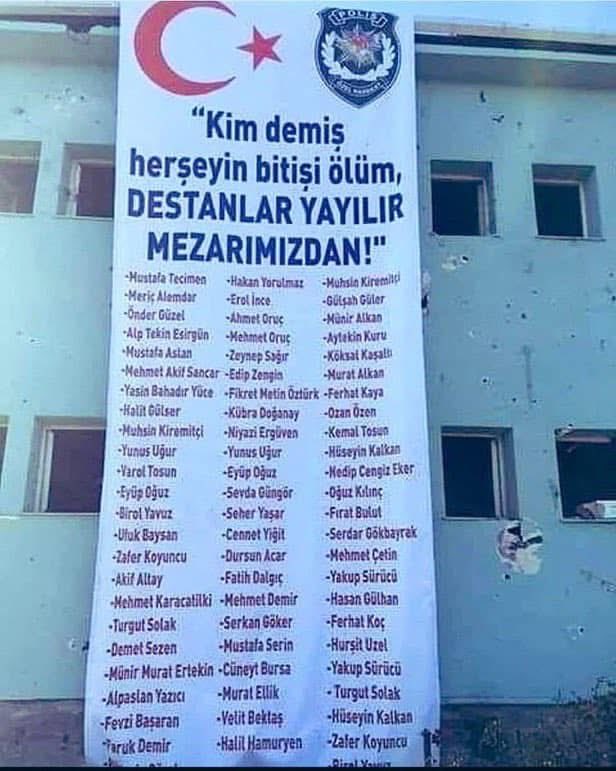 ALBAKAydn's tweet photo. Karanlık gecenin yiğitlerini saygı, rahmet ve hürmetle anıyorum.
#15TemmuzuUnutma https://t.co/FCNNfUes36