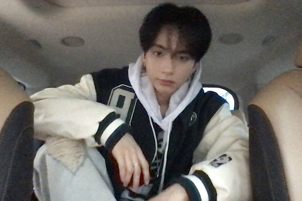 공 tweet media