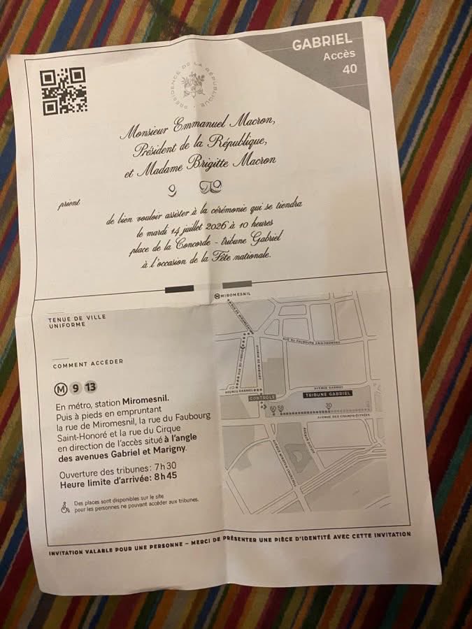 corinne_anton's tweet photo. On y est les MACRONCEAUSECU on réussi à privatiser notre fête nationale en fête Européenne avec unQR code digne d’une invitation à un mariage . Ce couple a pompé la France jusqu’à la moelle ils devront rendre des comptes aux Français .Nos anciens ont dû se retourner au cimetière https://t.co/hPcyqXmrev