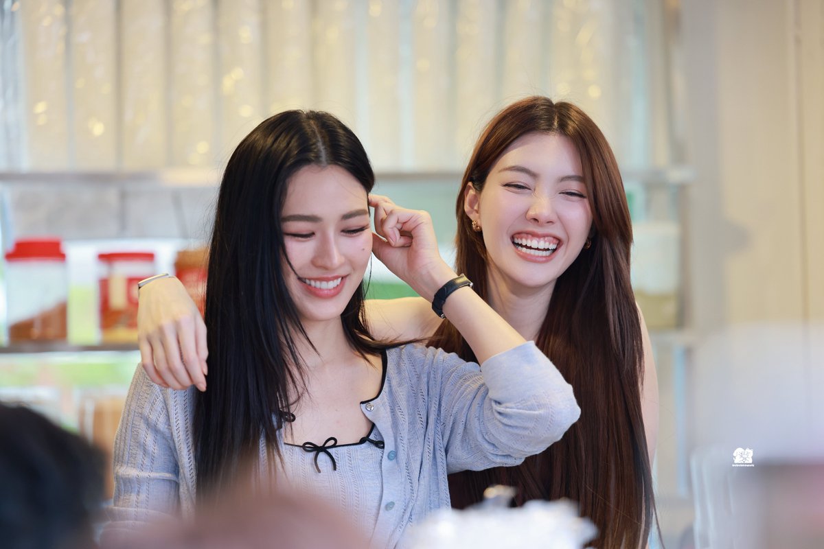 bububrownie_'s tweet photo. 20260713 🥤 

Chago Shooting 

#lingorm #หลิงออม #linglingkwong #Ormkornnaphat‌ #chago https://t.co/VWXvt6Ye87