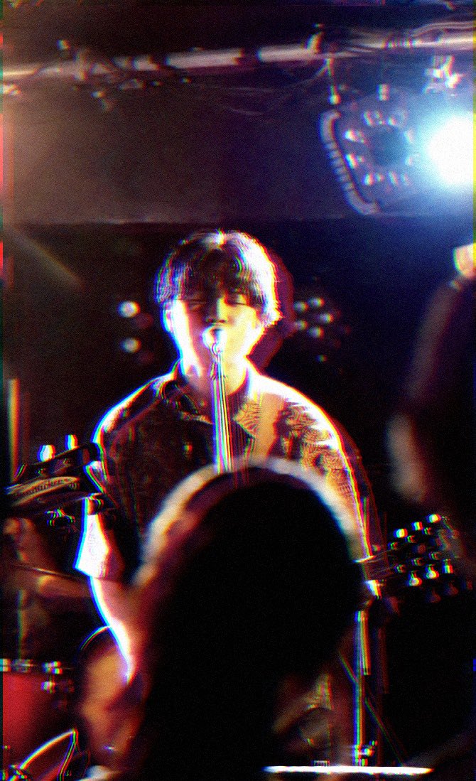 thewallfallband's tweet photo. 7/4(土)
@下北沢Daisybar

-----------------------
[set list]
1.Shes' a Revolution
2.閃光
3.サイレン
4.フリー
5.白い花
6.オレンジジュース
----------------------- https://t.co/2mhHCFFMga