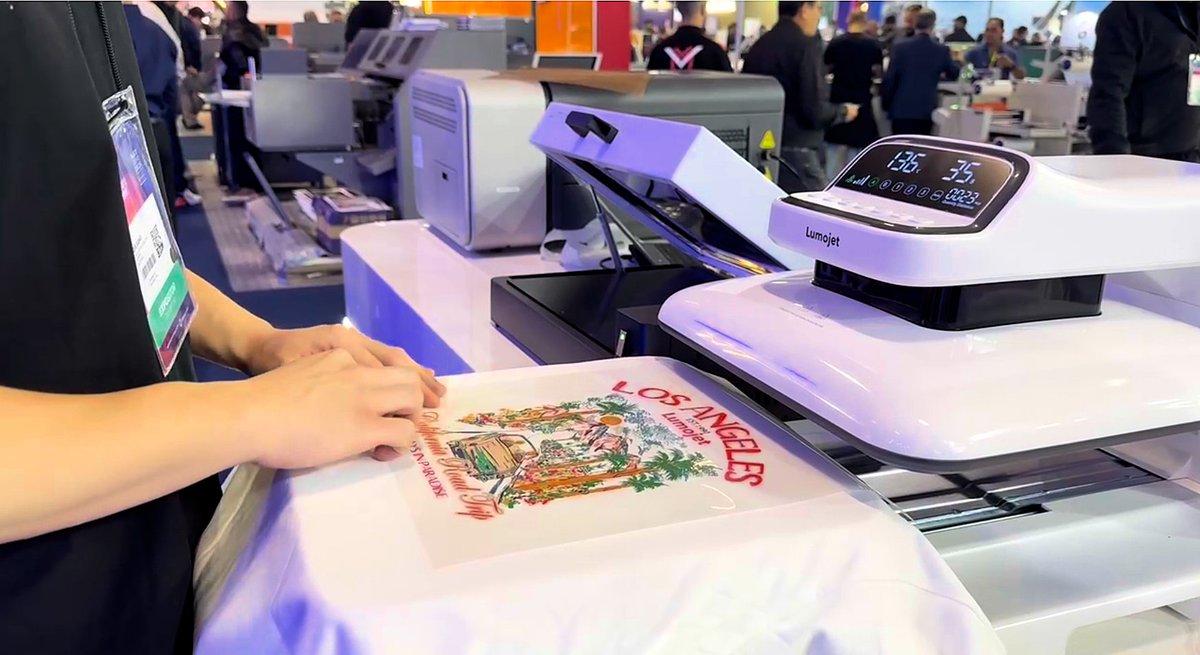 INKPOWER1995's tweet photo. #FuturePrint2026 #Lumojet #DTFPrinting #CustomApparelDay 1 at Future Print 2026 Brazil is a massive success!The crowd at Lumojet Booth F235 is unreal. We’re showcasing our DTF A3 printer alongside our full range of one-stop printing solutions. Live demos are happening right now! https://t.co/6xrNp3CRGI