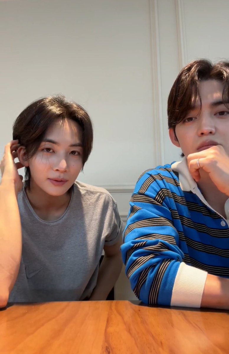 sounds_of_cheol's tweet photo. SCOUPS AND JEONGHAN!! https://t.co/7afhIGLcc9