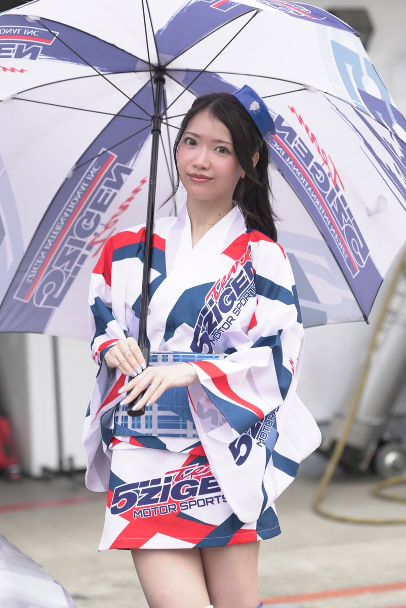 1963gunboy's tweet photo. 2026/07/11
GT WORLD CHALLENGE ASIA in FSW
#500 TEAM 5ZIGEN
初めてのレースアンバサダー
ファッションモデルをされているので立ち姿がキリッとしていて決まってますね🤩
#5ZIGEN
#こづままなみ さん
@koduma1227m https://t.co/heA7bLc9Q1