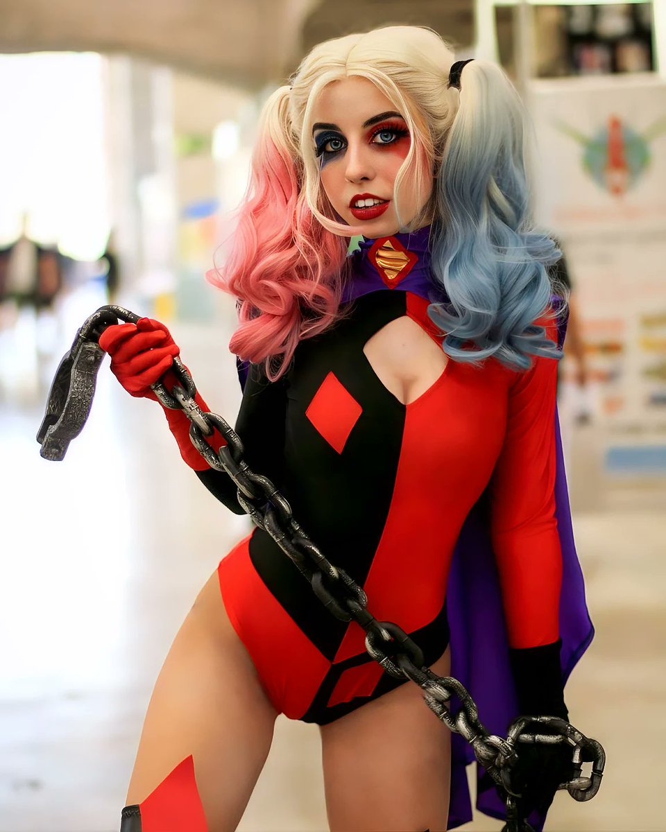 harlslindaa's tweet photo. Aquí tengo unas sesiones de fotos antiguas de Harley Quinn, a partir de ahora también usaré X para mi cuenta de cosplay. 💨 Dale ❤️ y 💬 cuál es tu foto favorita.

-

#harleyquinn #dccomics #cosplay #harleyquinnedit #harlslindaa #batman #harleyquinncosplay #harleyquinnpop #hq https://t.co/aq6H1XimDm