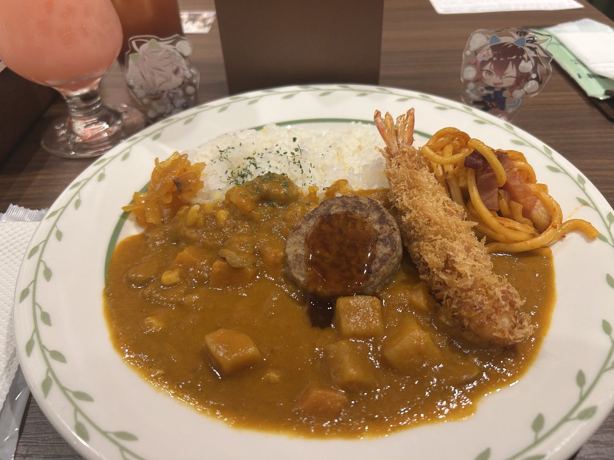 s40mi93's tweet photo. フードはカレーにしました♪デザートは市香ちゃんのマフィンに探偵事務所でのひと時をチョイス追加で吉成君のアイスオレンジティーも頼んだよ。 https://t.co/okRkPDTg22