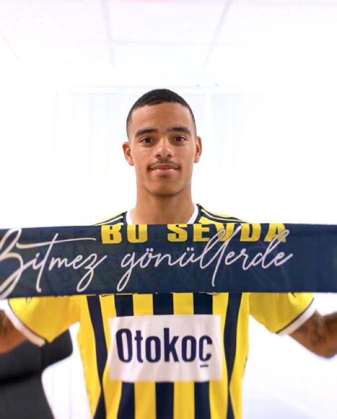 tchato18's tweet photo. 🚨𝐎𝐅𝐅𝐈𝐂𝐈𝐀𝐋: Manchester United will officially receive €12.4m from Mason Greenwood's sell-on clause due to his move to Fenerbahçe.

✍️FabrizioRomano🗞 https://t.co/G0TTJl8RR5