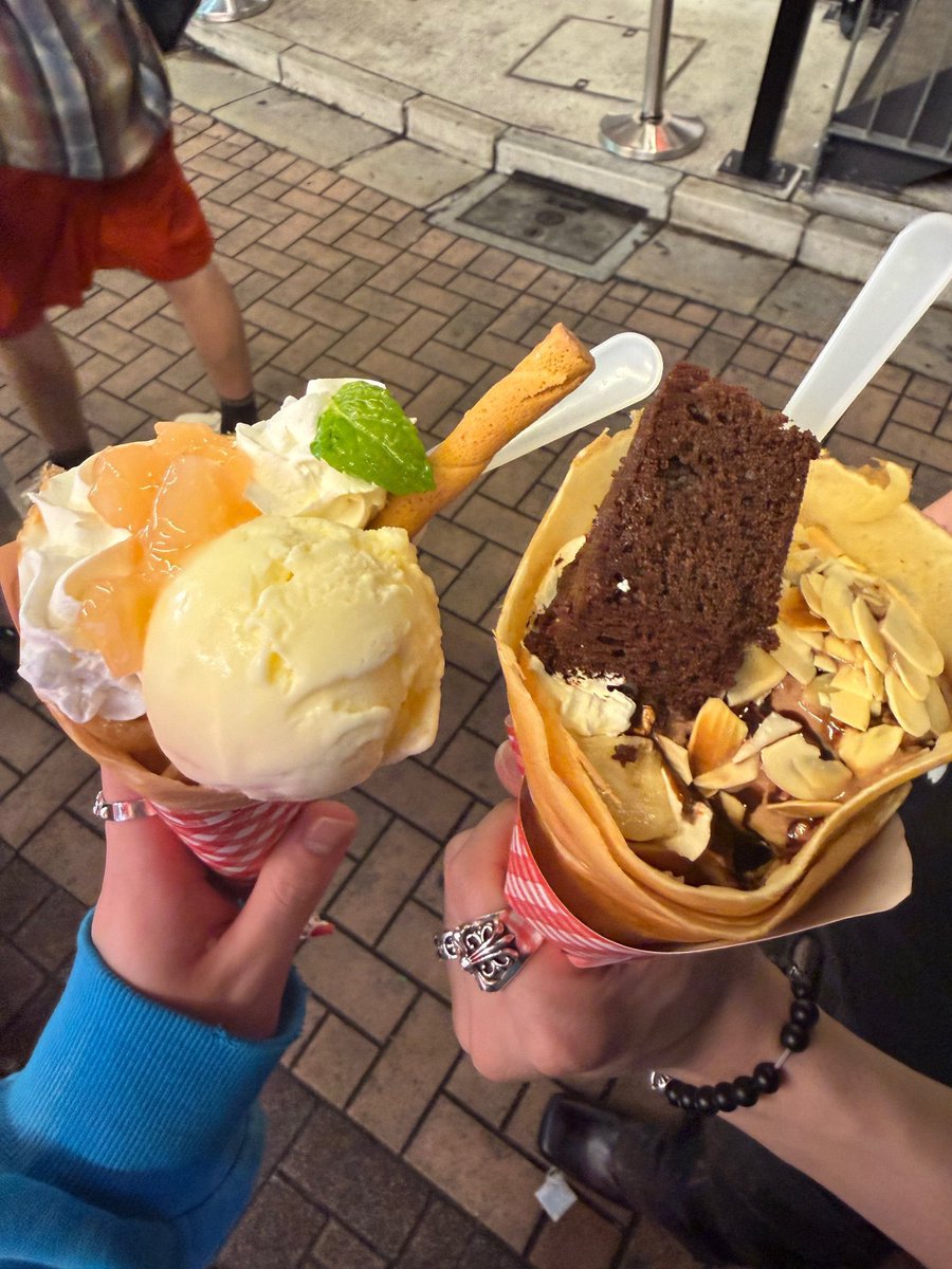 ichigooohan's tweet photo. 하루라스 카페 다녀왔습니다 하루라스가 있진 않았고 그냥 크레페 먹으러 왔습니다 https://t.co/MJ3aqU76Vh