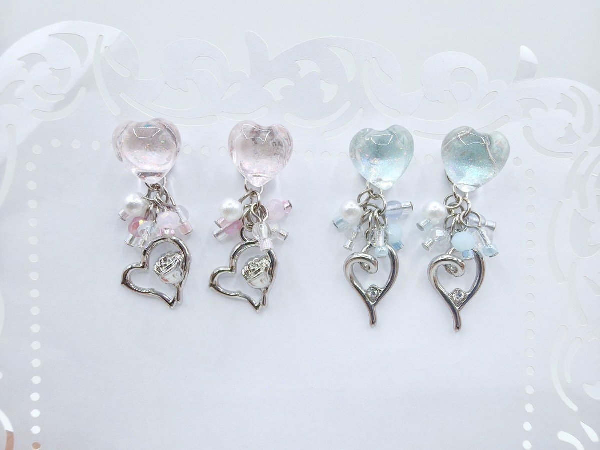 riluet_official's tweet photo. \ NEW ITEM /

☆クリアハートピアス

夏らしいクリアなハートに
揺れかわいいチャームと
シルバーのハートをつけたアイテムです♡

今週金曜日から2日間
高円寺でPOPUPやります✨
是非遊びに来てください〜！ https://t.co/IPW6fH44Qu