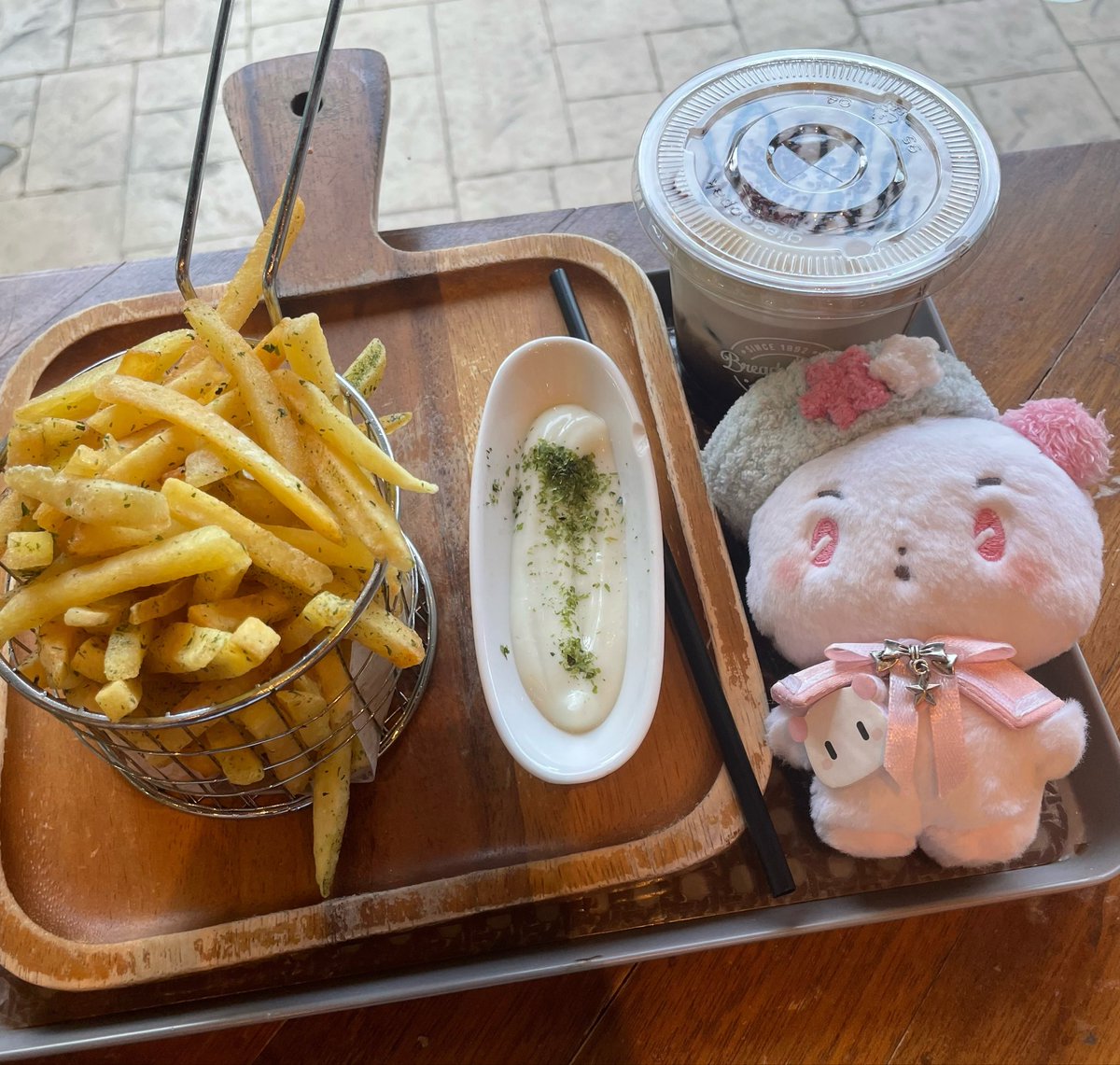 vorenoah's tweet photo. #HAPPY_BAMBY_DAY !💗 https://t.co/sfGRJiAYMN