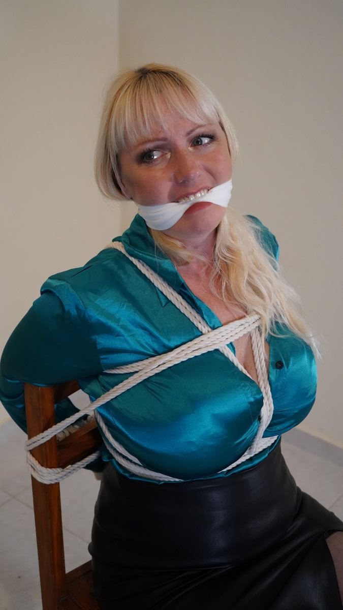 VCGagged's tweet photo. Kidnapped and held hostage will Victoria C be able to escape the ropes and call for help before the kidnapper returns? 
#custom #bondage #DamselinDistress #gagged #silkshirt https://t.co/JQ2FD87yoV