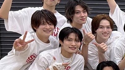 _feae01's tweet photo. 美 少年だ😭😭😭😭😭😭😭😭😭😭😭 https://t.co/0puuGxLnTD