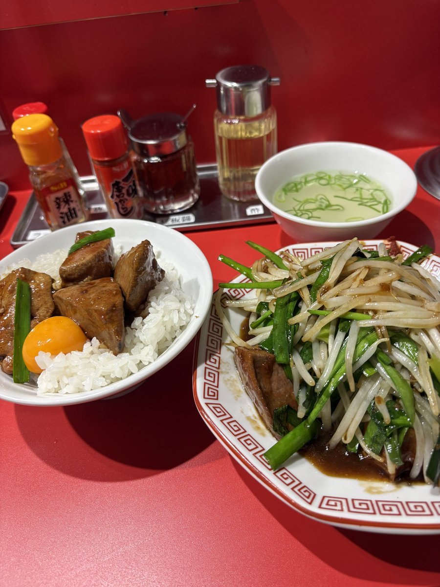 roengames's tweet photo. レバニラ中華満腹に行ってきた！
どデカいレバーがぷりぷりで食べ応えあり過ぎる逸品🍥久しぶりに美味いレバーを食べた気がする。。。味付けも好みの味付け(濃い目)で優勝🥇すげー美味かった😋 https://t.co/ttIi9LAb7c