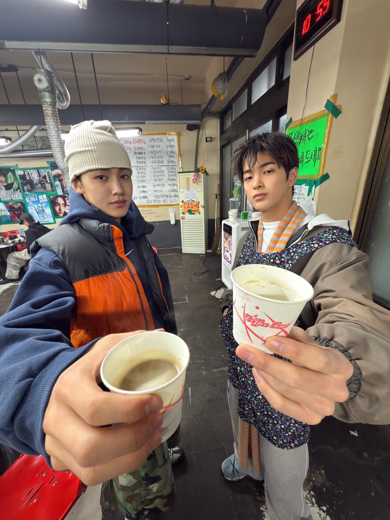 syeonieom's tweet photo. (2) https://t.co/zRmefZLci6