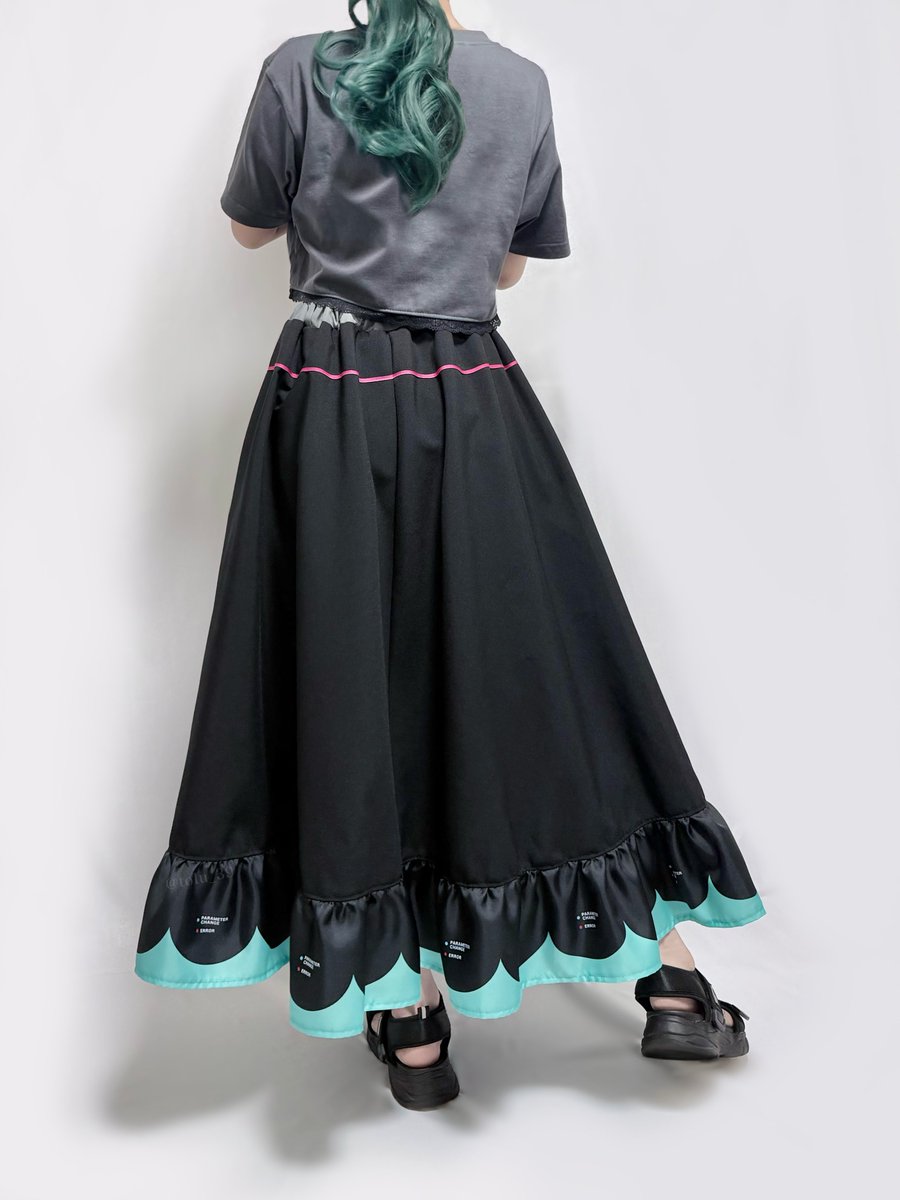 tolu_39's tweet photo. boothにスカートとTシャツの着画を追加しました👗
事後通販詳細は引用に記載しますので合わせてよろしくお願い致します！

スカート
https://t.co/b3VG7Zoors
ミントグリーンTシャツ
https://t.co/awyd9mDPZe
V6Tシャツ
https://t.co/VFEKzoyEmy https://t.co/jNFB6yT5Hp