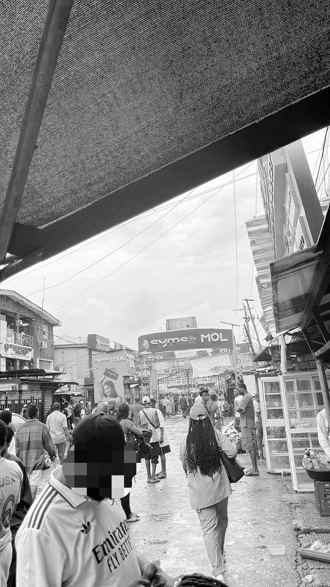 Harry_stores's tweet photo. One thing about this place https://t.co/mwWZVLSfQw