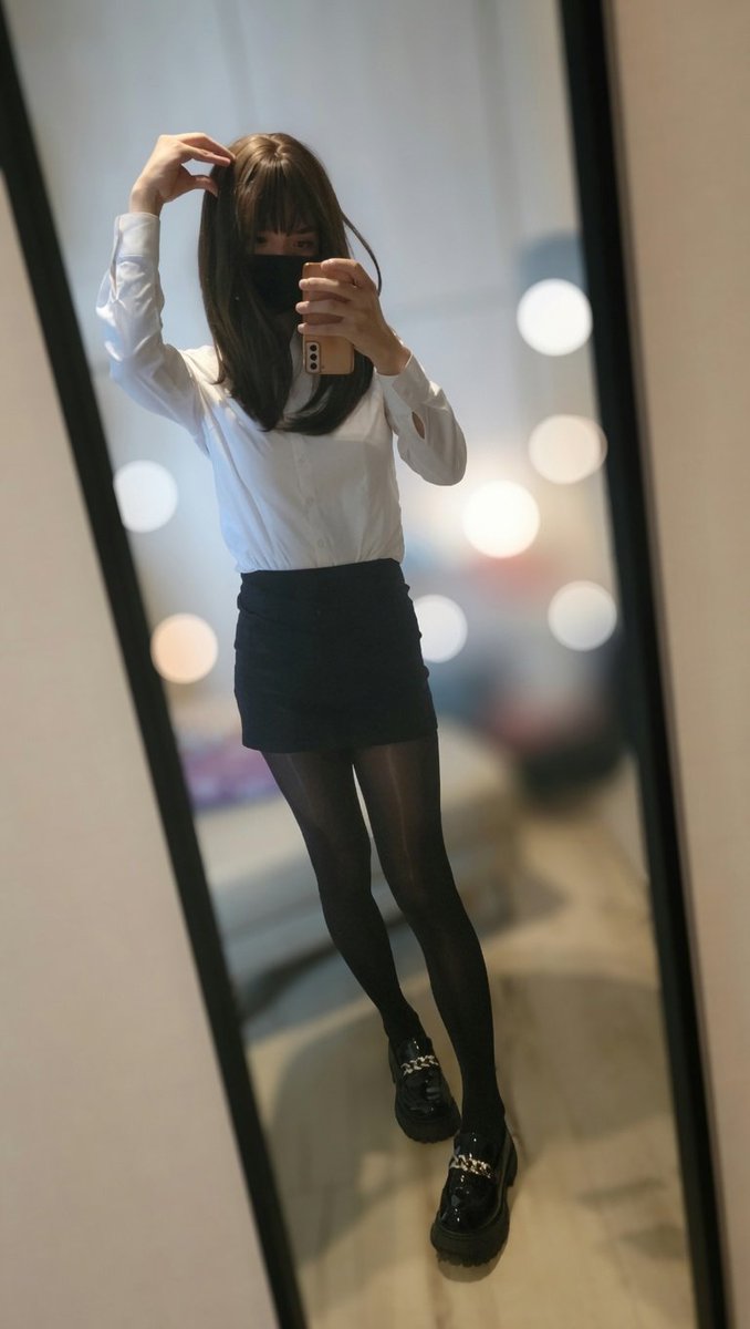 dome_n69764's tweet photo. OL風
#偽娘 #黑絲 #OL https://t.co/AytdaIsRFa