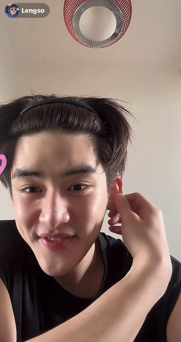 lengsolv's tweet photo. beneran ketinggalan bgt leng live, but i've watched it and it's really good khab 

Love Destiny EP1

#บุพเพสันนิวาสEP1 https://t.co/YmfdL1wIlq