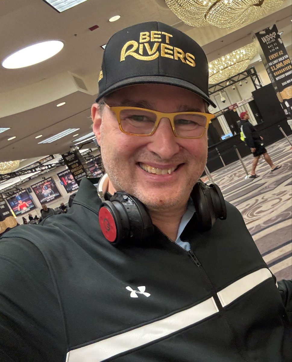 phil_hellmuth's tweet photo. I had the actual chip lead tonight for awhile, my fans might have enjoyed seeing that on the updates…this is the last tourney I can play at 2026 @WSOP

Ended the day w 950,000, blinds start at 15,000-30,000 tomorrow

I’ll tweet out updates myself tomorrow

#POSITIVITY https://t.co/KCnBpXIqaY