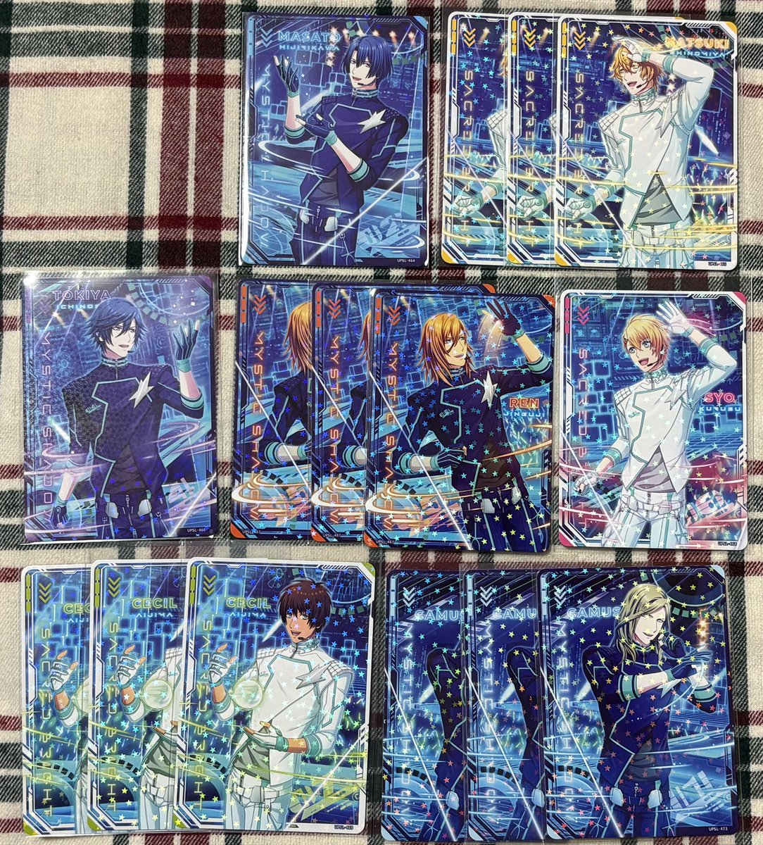 mt_rm_goods's tweet photo. 【譲渡交換】うたプリ シャニライ
ビジュコレ【クリカ】

提供
音也 那月 レン 翔 セシル カミュ

求
クリカ150円/枚
(N)100円/枚
+送料

1枚につき(N)同数のお迎えお願いします。

交換の場合は画像4枚目参照
画像以外は求めておりません。

クリカ⇆(R) 1:1

郵送
7/20午後池袋 https://t.co/NcXo4Nmk47