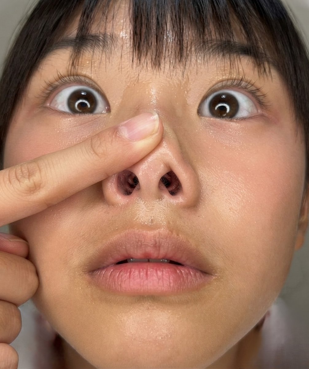 「孤高」の顔面特化　ちょいブサ変顔超ドアップ専科 tweet media