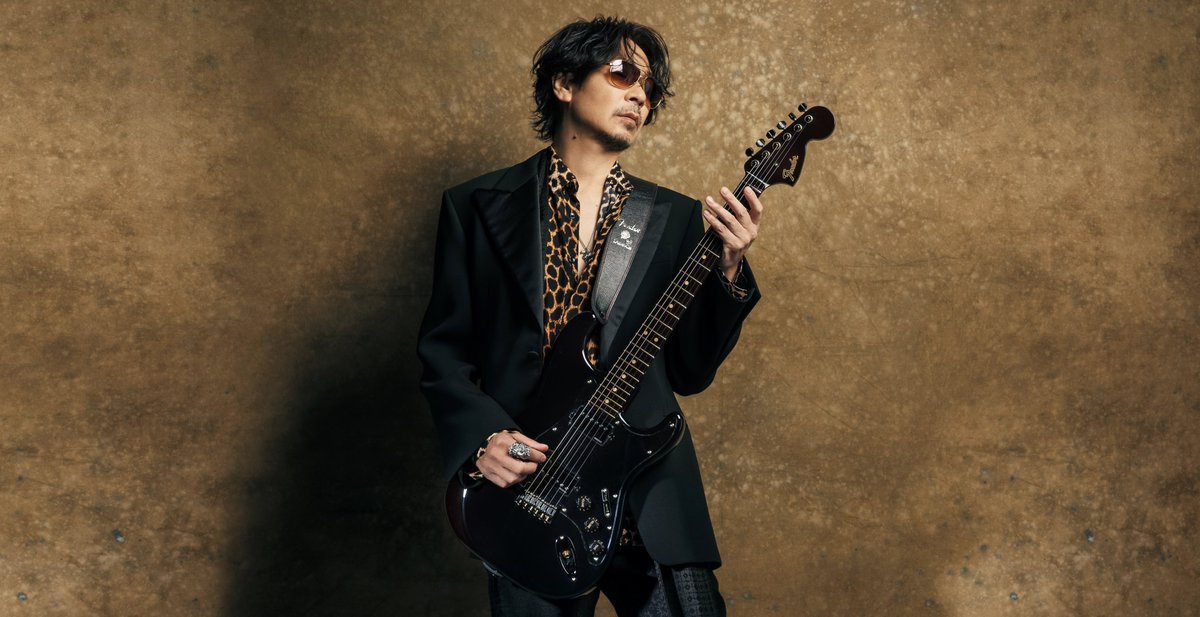 Fender_Official's tweet photo. Fender Flagship Tokyo及びFender公式オンラインショップで予約販売受付中のL’Arc-en-Ciel #Ken (@CHLionRagbaby)シグネイチャーモデル『Limited Ken Stratocaster® Dodome』店頭受付は7/31（金）20:00、オンライン受付23:59まで！

ご予約お早めに🙇‍♂️！#FenderFlagshipTokyo

https://t.co/BRntAkBZpO https://t.co/5CYBdV9FKZ