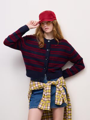 reinaa694's tweet photo. GUの2026年秋冬、ありえないくらい可愛い…。元PRADA・MARNI出身デザイナーの服がこの価格で買えるとか嬉しすぎて震える https://t.co/5HTTXXmnK7